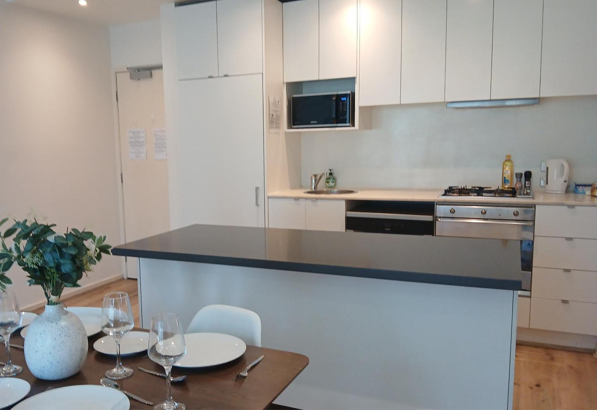 Readyset Apartments At Liberty Melbourne Exterior photo